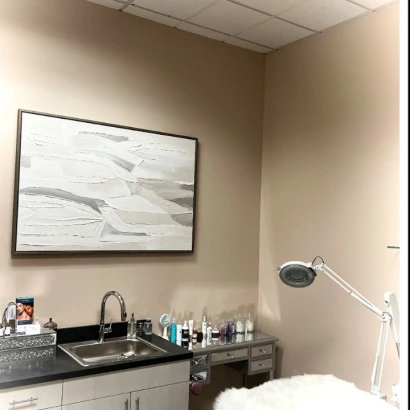 contour-plastic-surgery-and-medspa-3.jpg