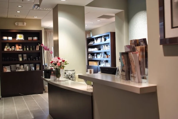 advanced-aesthetics-plastic-surgery-center-3.jpg