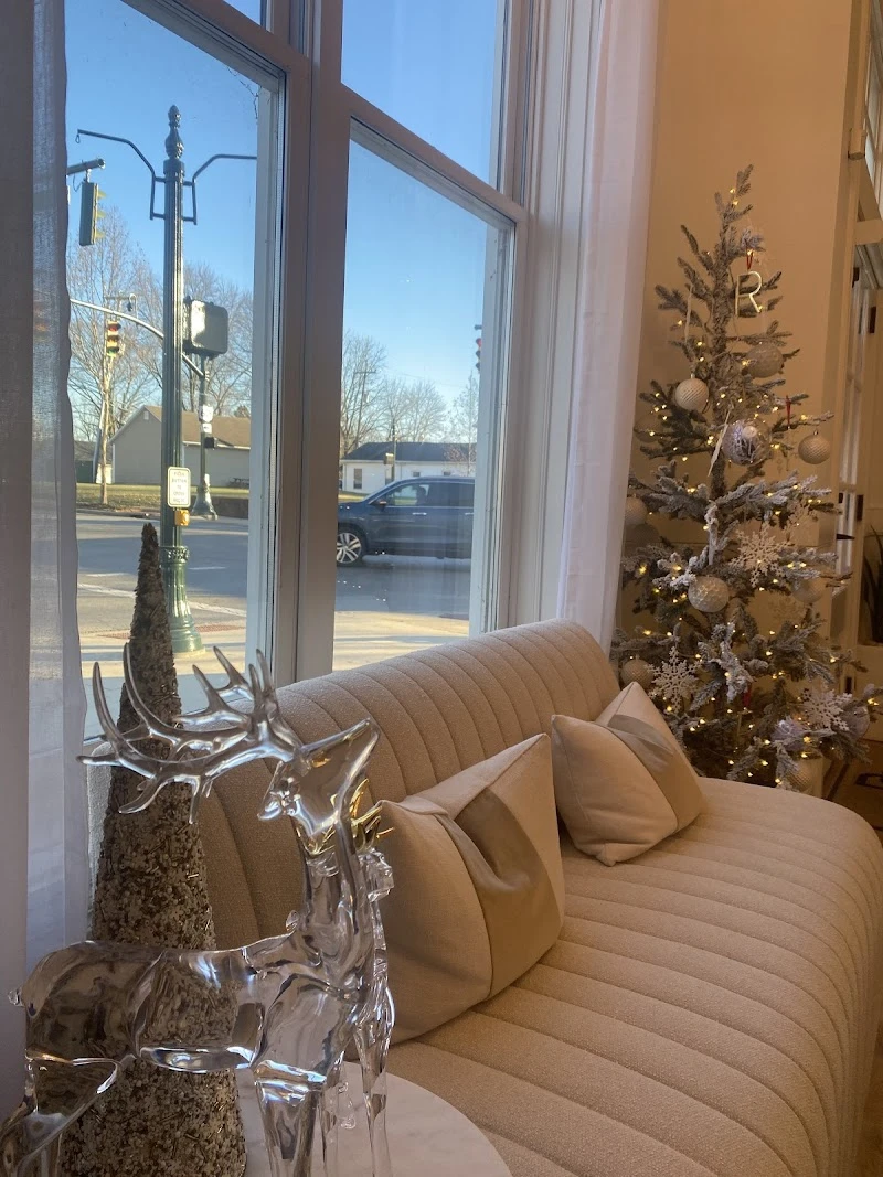 Reverse Aesthetics, New Albany, Ohio, 43054