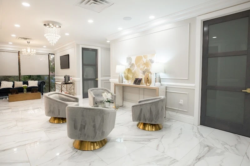 Heights Plastic Surgery, Houston, Texas, 77018