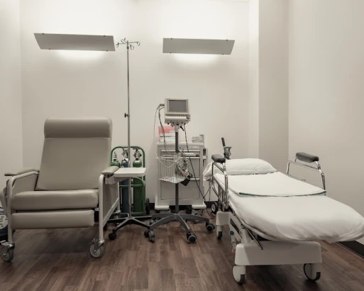 aesthetic-enhancements-plastic-surgery-laser-center-armando-soto-md-1.jpg