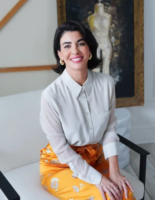 dr-deniz-sarhaddi-md-1.jpg