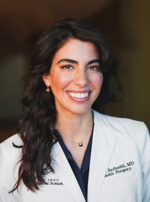 dr-deniz-sarhaddi-md-4.jpg