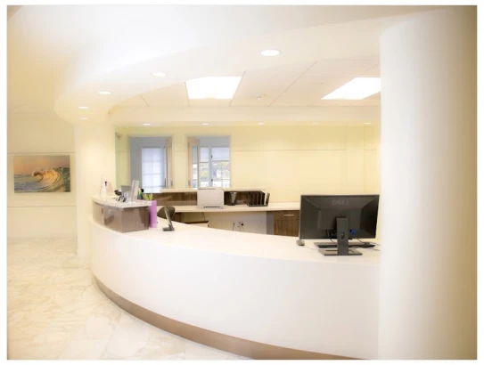 cosmeticare-plastic-surgery-newport-beach-med-spa-2.jpg