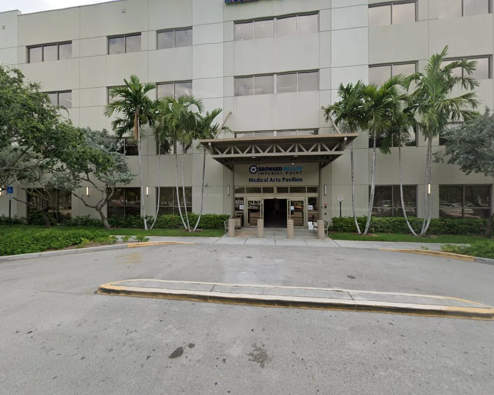 Tracey H. Stokes, MD, FACS, Fort Lauderdale, Florida, 33308