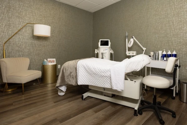 advanced-cosmetic-surgery-3.jpg