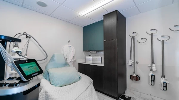 coberly-plastic-surgery-med-spa-2.jpg