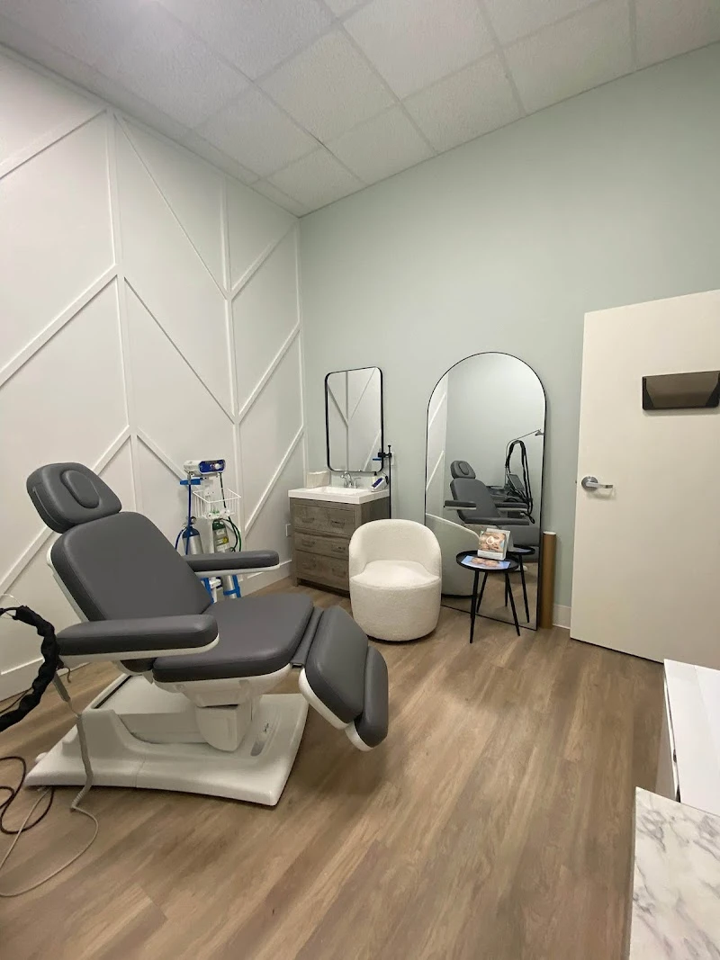 Reflections Cosmetic Surgery - Roswell, Roswell, Georgia, 12020