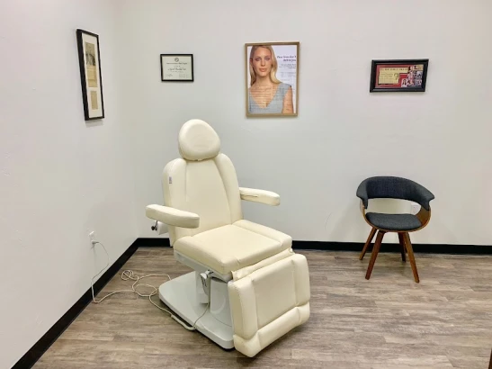 genesis-plastic-surgery-medical-spa-1.jpg