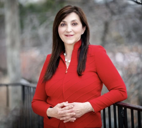 renaissance-center-for-plastic-surgery-wellness-dr-mary-ann-contogiannis-md-2.png