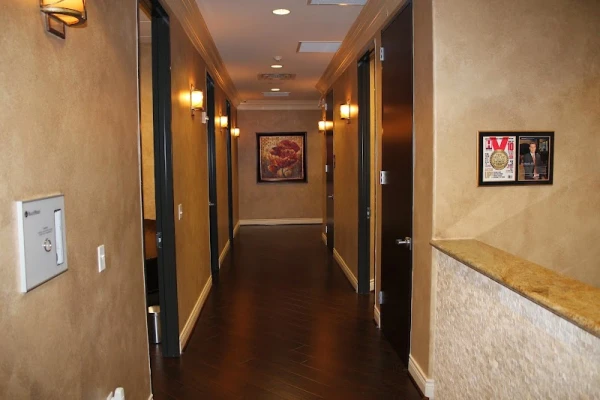 houston-dermatology-and-plastic-surgery-2.jpg