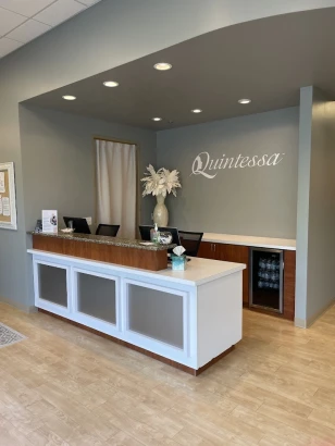 quintessa-aesthetic-center-3.jpg