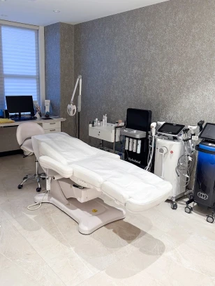 park-avenue-plastic-surgery-douglas-monasebian-md-2.jpg