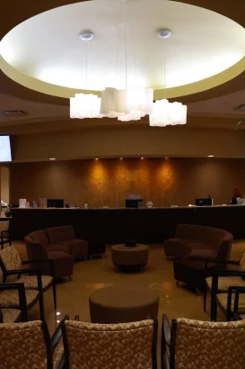dr-r-dale-reynolds-cosmetic-surgery-laser-centers-of-el-paso-west-side-4.jpg