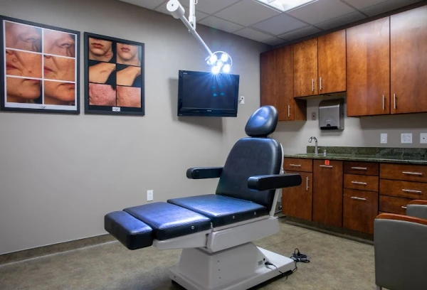 cosmetic-vein-laser-center-3.jpg