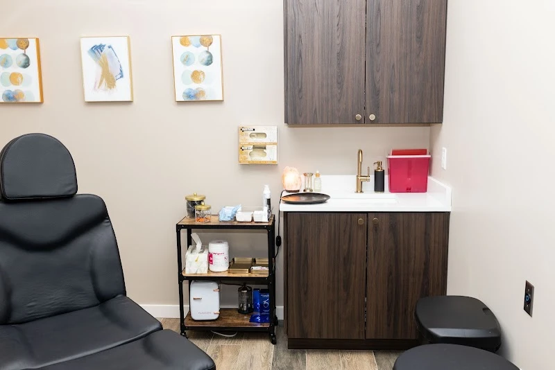 SHarper Surgery, MedSpa and Salt Lounge, Fishers, Indiana, 11591