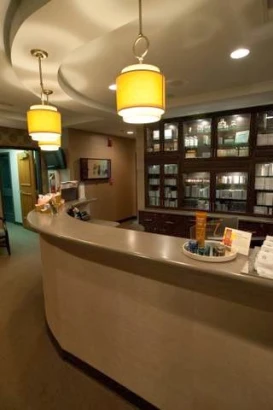bruce-w-van-natta-md-inside-meridian-plastic-surgery-center-3.jpg