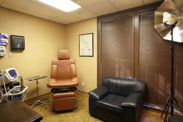 dr-jeneby-plastic-surgery-2.jpg