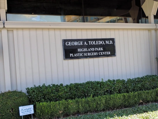 george-a-toledo-md-highland-park-plastic-surgery-center-4.jpg