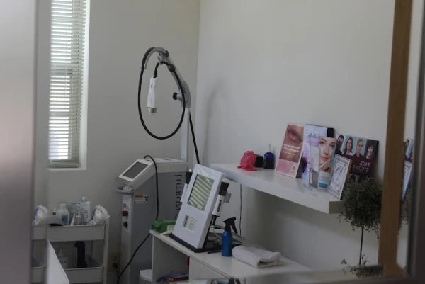 aesthetiq-plastic-surgery-priti-patel-md-3.jpg