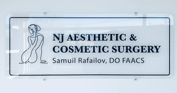 nj-aesthetic-surgery-dr-rafailov-1.png