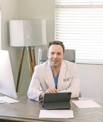 westside-plastic-surgery-james-d-goggin-md-4.jpg