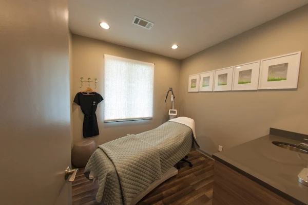lux-med-spa-1.jpg