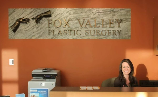 fox-valley-plastic-surgery-4.jpg