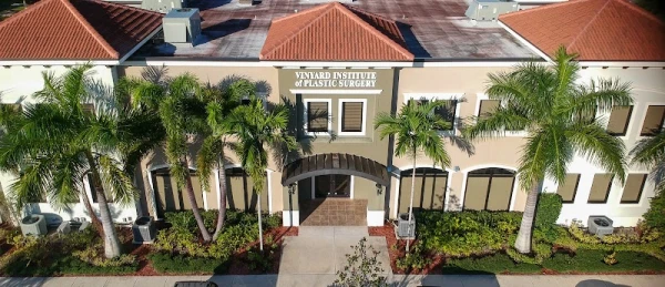 vinyard-institute-of-plastic-surgery-port-saint-lucie-fl-1.jpg