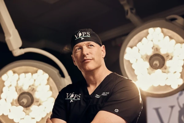 dr-william-j-vinyard-board-certified-plastic-surgeon-port-st-lucie-fl-0.jpg