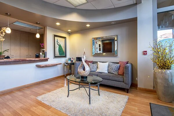 blackhawk-plastic-surgery-medspa-2.jpg