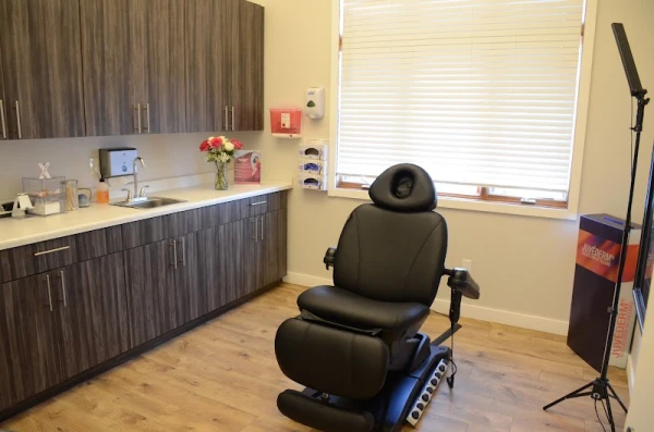 regency-medical-spa-and-hair-restoration-clinic-4.jpg