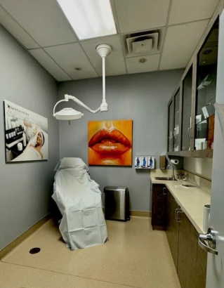 cosmetic-surgery-institute-of-palm-desert-3.jpg