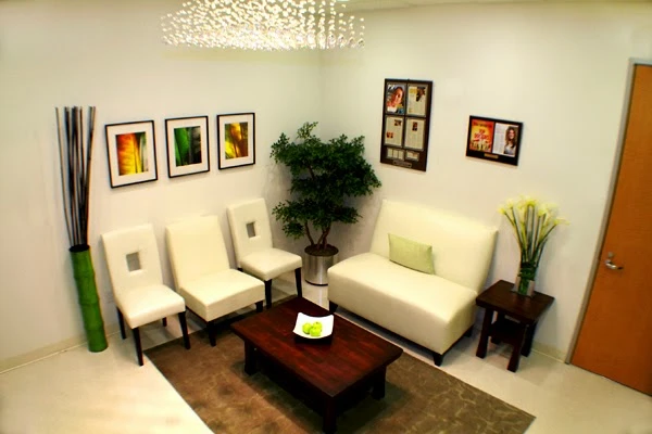 suzanne-quardt-md-palm-desert-plastic-surgery-2.jpg