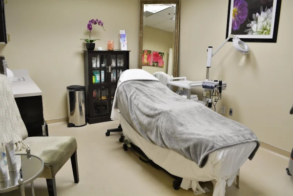 west-coast-plastic-surgery-center-2.jpg
