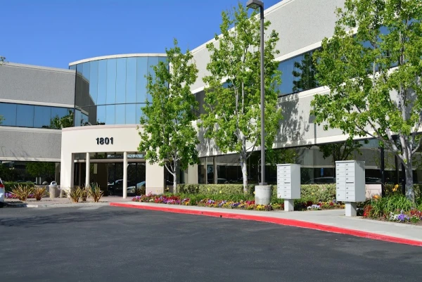 west-coast-plastic-surgery-center-3.jpg