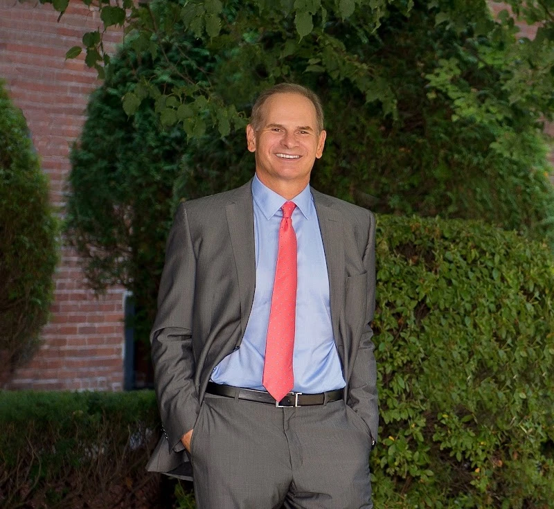 Richard Zienowicz / bodybyZ Plastic Surgery