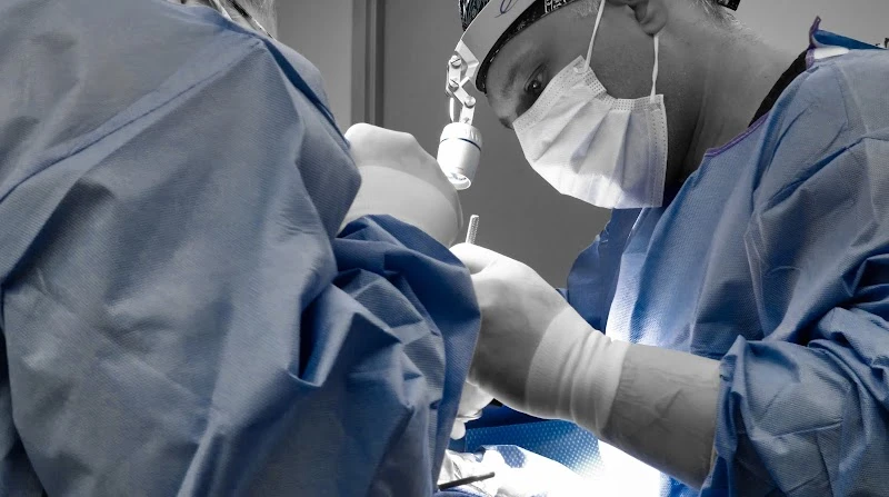 SunCoast Plastic Surgery - Swet Chaudhari, MD
