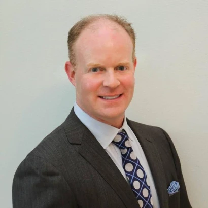 dr-robert-schmid-md-plastic-surgeon-1.jpg