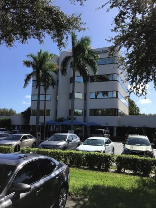 dr-cristina-keusch-boca-raton-plastic-surgery-center-4.jpg