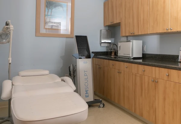 genesis-cosmetic-laser-center-4.jpg