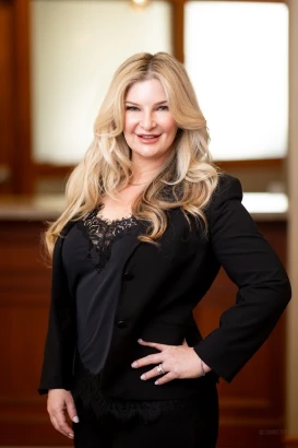 dina-eliopoulos-md-3.jpg