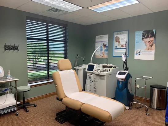 genesis-plastic-surgery-medical-spa-2.jpg
