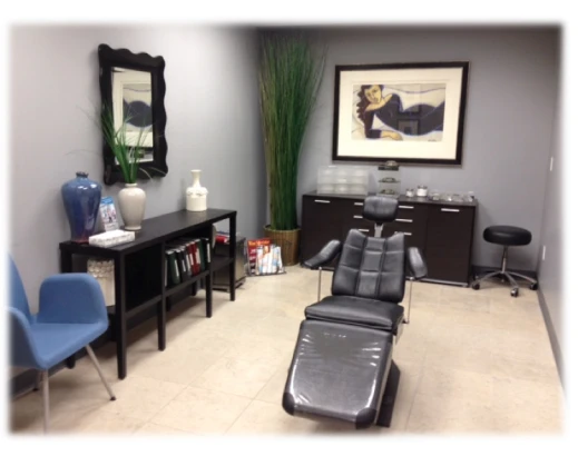vagotis-cosmetic-surgery-skin-center-4.png