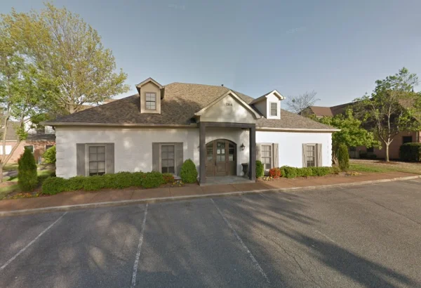 Dr. Sarah Hammond, Germantown, Tennessee, 38138