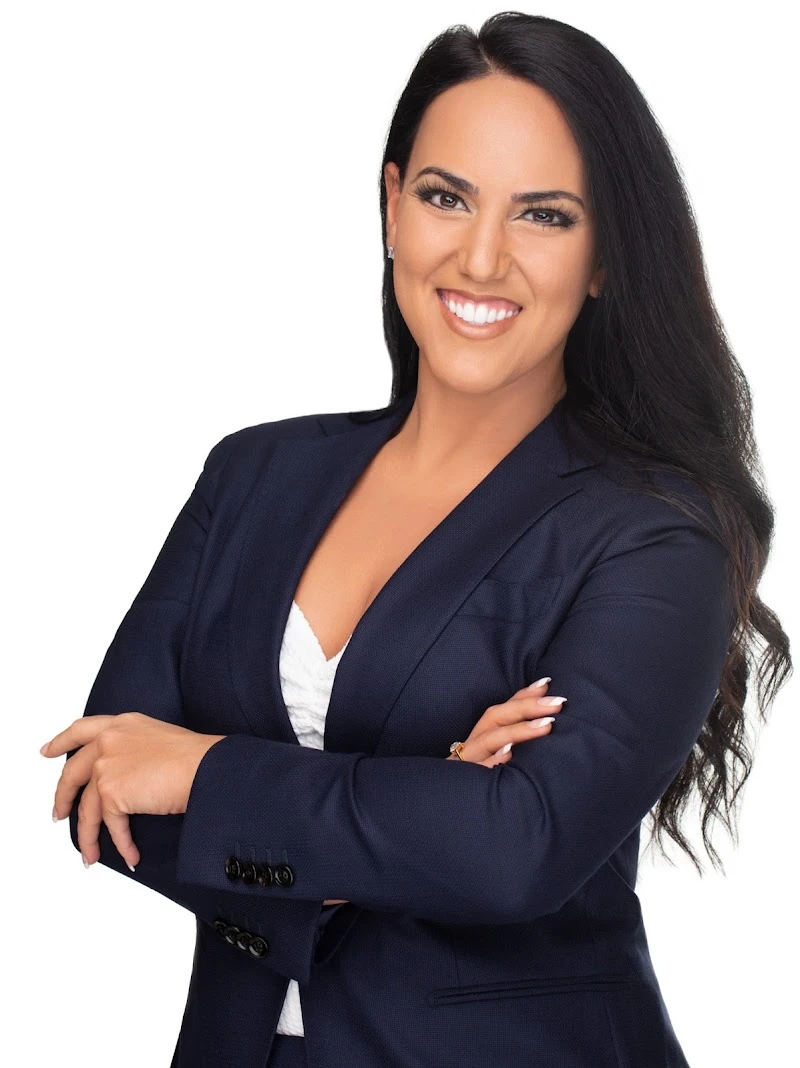 Narges L Horriat, MD, Grand Rapids, Michigan, 49546