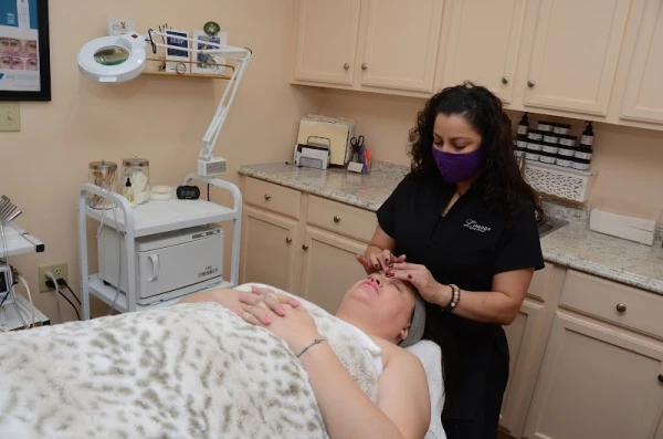 illume-cosmetic-surgery-medspa-franklin-formerly-limage-3.jpg
