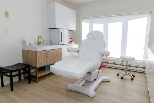uglow-med-spa-0.jpg