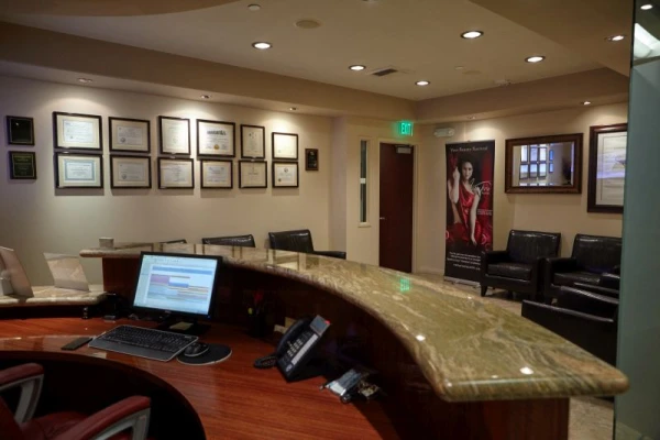 stepanyan-surgical-arts-center-1.jpg