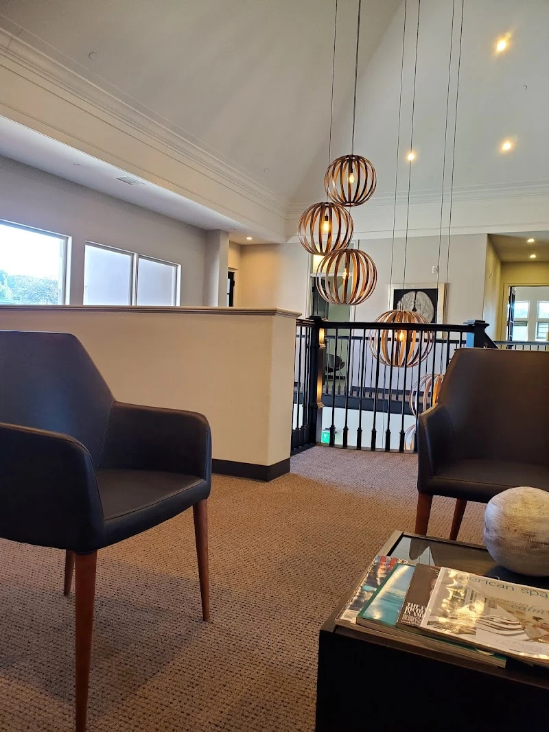 Kryger Institute of Plastic Surgery, Thousand Oaks, California, 91360